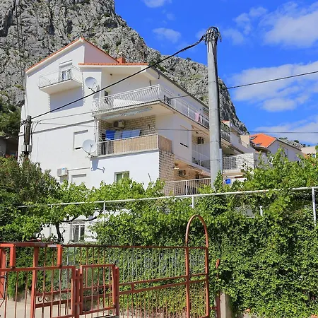 2738d Appartement Omiš